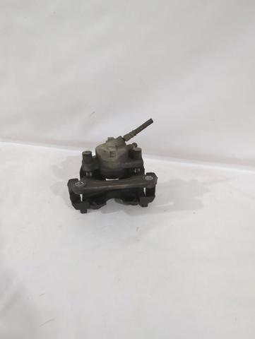 7701065267 Pinza de freno delantera derecha  en stock Sabadell