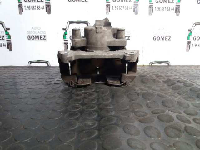 7701065267 RENAULT Pinza de freno delantera derecha comprar Madrid