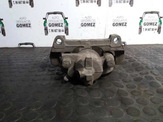 7701065267 RENAULT Pinza de freno delantera derecha comprar Alcalá