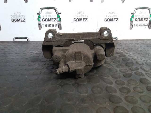 7701065267 RENAULT Pinza de freno delantera derecha  disponible Ourense