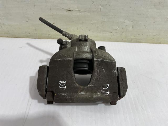 7701065279 RENAULT Pinza de freno delantera derecha  disponible Ourense