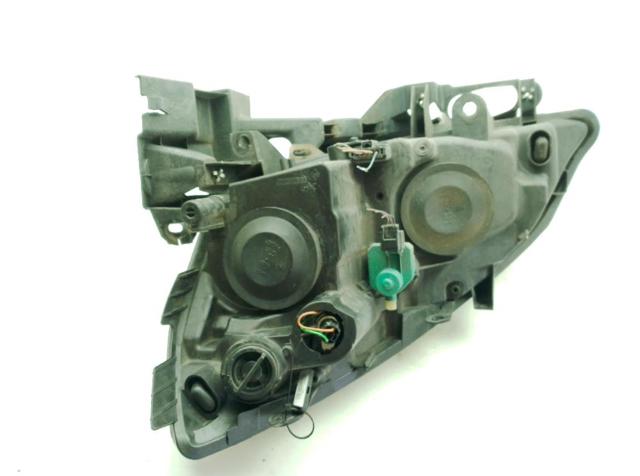 RENAULT 7701065914 Faro derecho comprar Tarragona