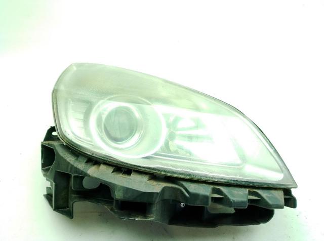 7701065914 Faro derecho  disponible Burgos