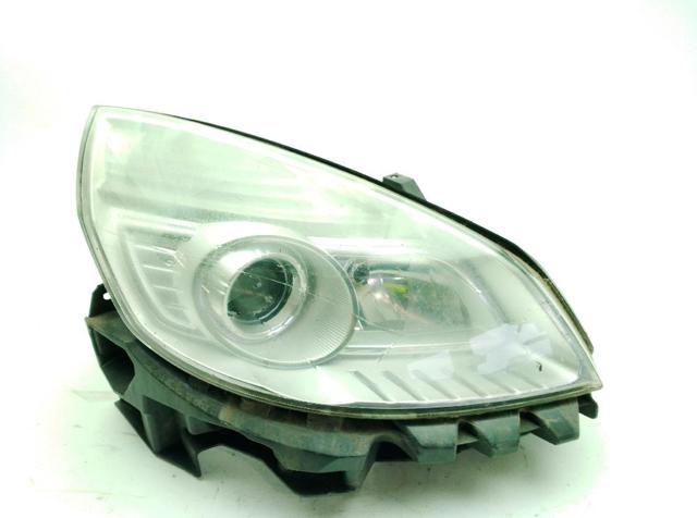 RENAULT 7701065914 Faro derecho  en stock Terrassa