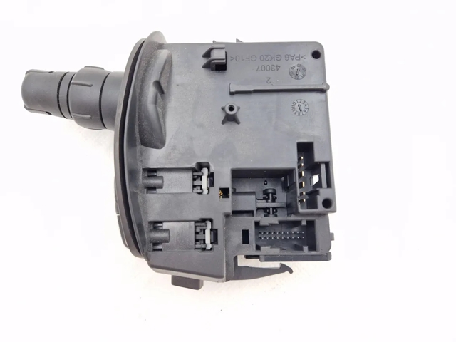 RENAULT 7701068115 Conmutador derecho de la columna de dirección  disponible España