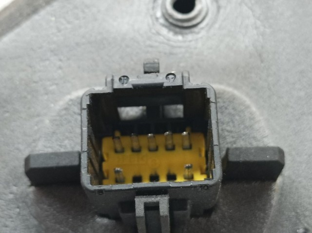 7701068385 RENAULT Espejo de retrovisor derecho  en stock Huelva
