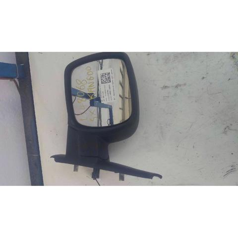 7701068844 Cubierta de espejo retrovisor izquierdo  disponible Burgos