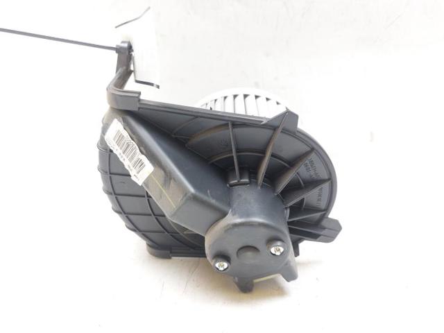 RENAULT 7701068976 Motor del ventilador del calefactor  disponible Valladolid