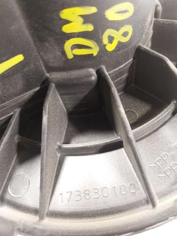 7701068976 RENAULT Motor del ventilador del calefactor  disponible Vigo