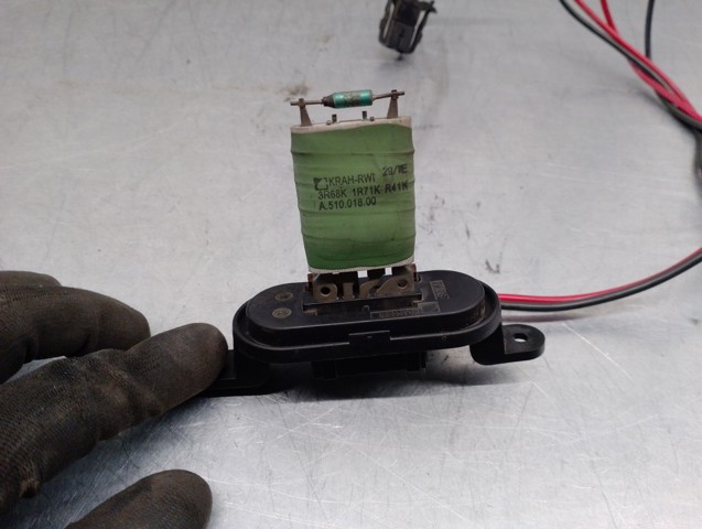 RENAULT 7701068978 Resistencia del ventilador del habitáculo  disponible Lugo