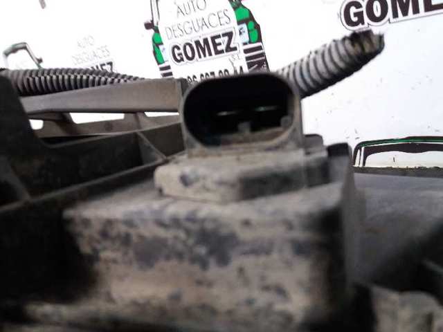 RENAULT 7701070217 Ventilador eléctrico de refrigeración completo (motor y hélice)  disponible Valladolid