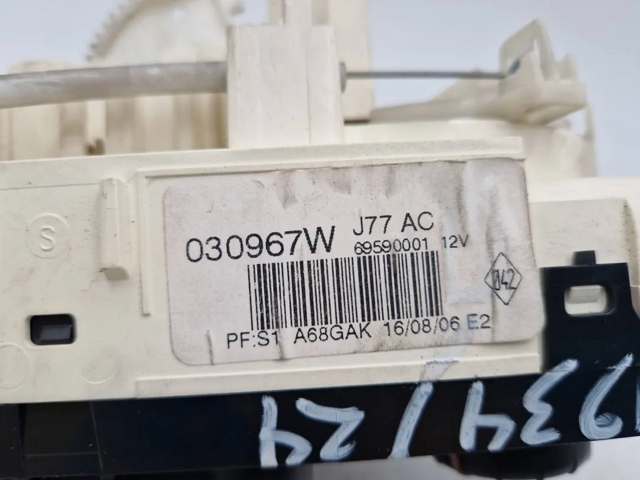 7701070473 RENAULT Unidad de control aire acondicionado comprar Madrid