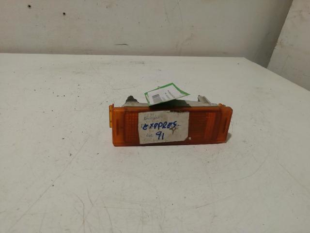 7701203558 Luz intermitente en el parachoques  en stock Sabadell