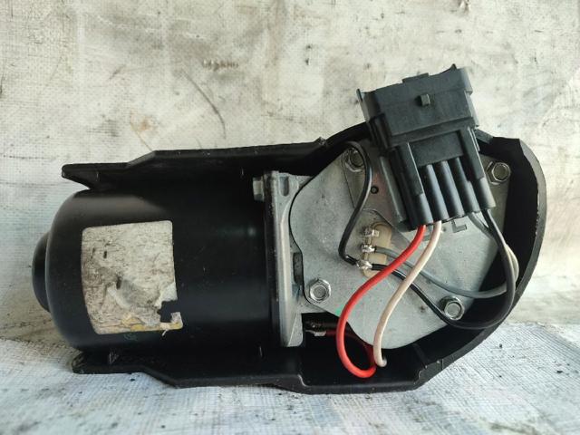 7701204818 Motor del limpiaparabrisas  disponible Utrera