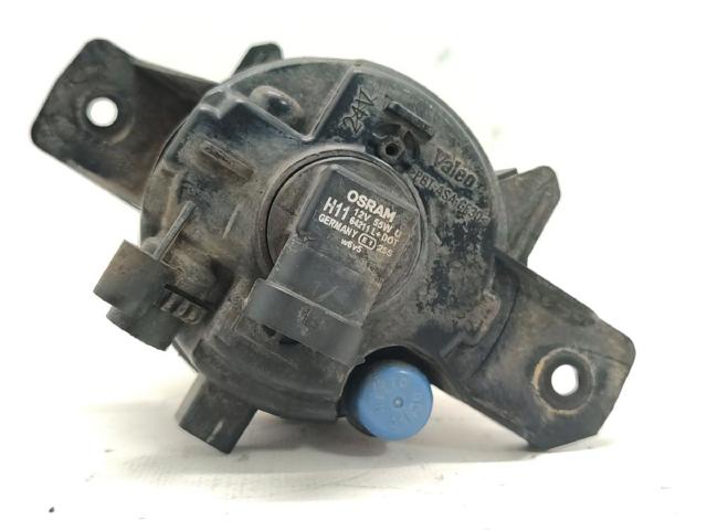 7701205664 RENAULT Faro antiniebla derecho  en stock Córdoba