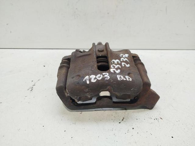 7701205833 RENAULT Pinza de freno delantera derecha  disponible Vigo