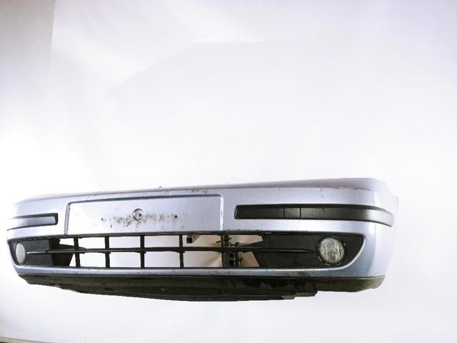 7701206433 RENAULT Parachoques delantero  comprar en Oviedo