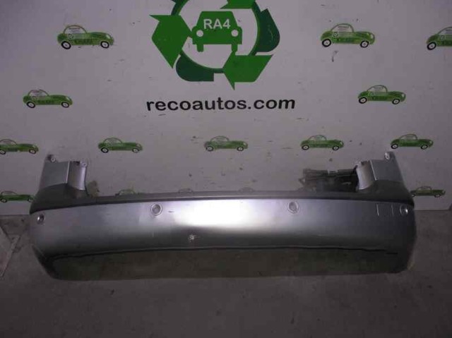 Parachoques trasero 7701206439 Renault (RVI)