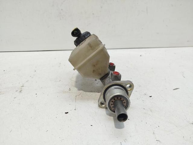 7701206792 RENAULT Cilindro principal de freno  comprar en Lleida