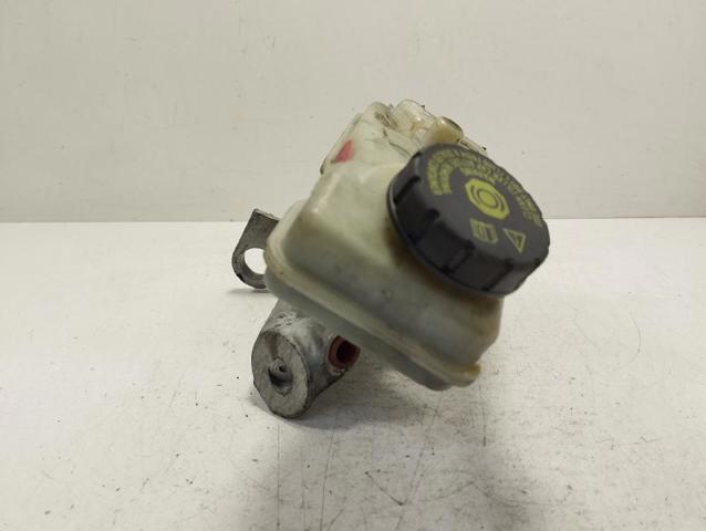 RENAULT 7701207697 Cilindro maestro de frenos  en stock Salamanca