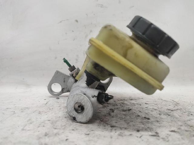 7701207697 RENAULT Cilindro maestro de frenos  en stock Gandía