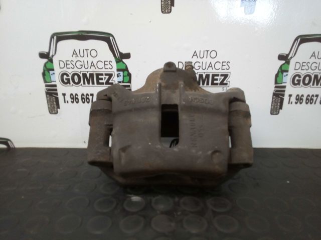 7701207786 Pinza de freno delantera izquierda  disponible Málaga