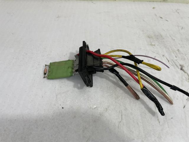 7701207876 Resistencia del motor del ventilador del aire acondicionado  en stock Castellón