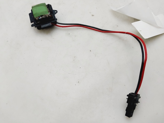 7701207876 RENAULT Resistencia del motor del ventilador del aire acondicionado  disponible Ourense