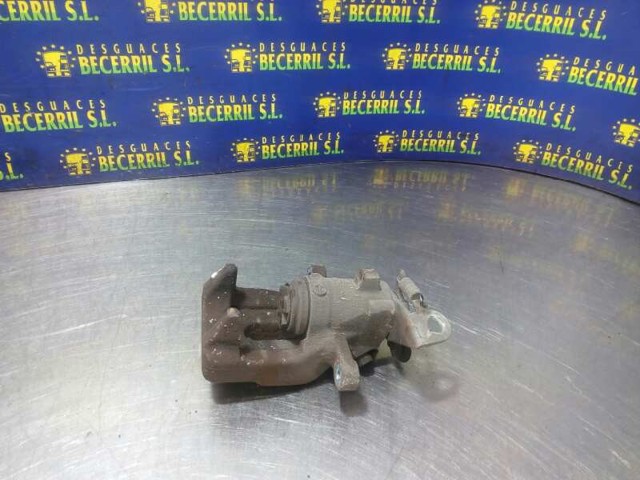 7701208256 RENAULT Pinza de freno trasera izquierda  en stock Córdoba