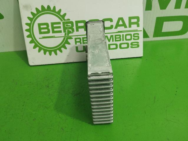 7701208323 RENAULT Radiador calefacción  en stock Córdoba