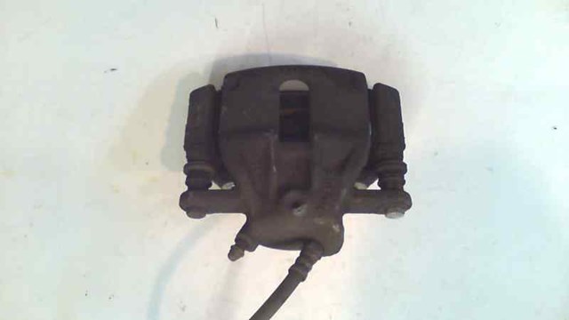 7701208332 RENAULT Pinza de freno delantera izquierda  en stock Huelva