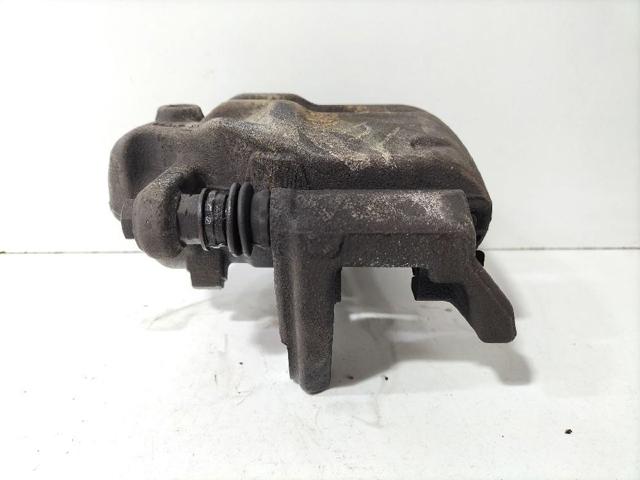RENAULT 7701208332 Pinza de freno delantera izquierda  disponible España