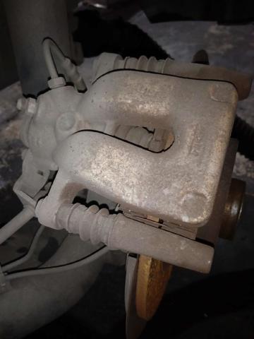 RENAULT 7701208361 Pinza de freno trasera izquierda  en stock Salamanca