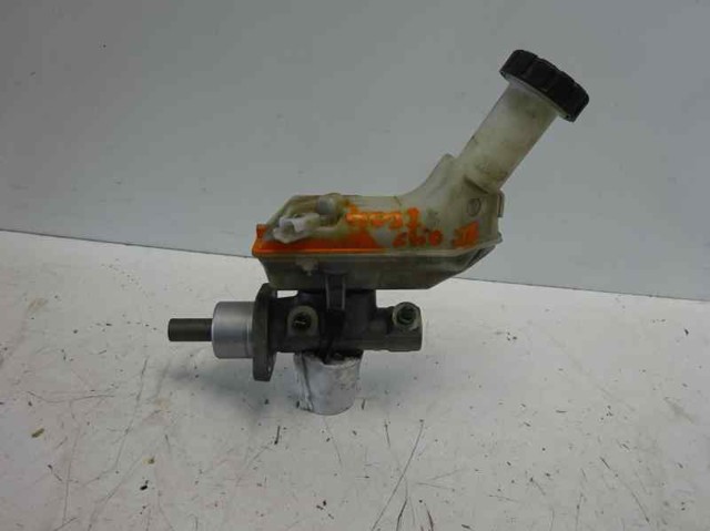 RENAULT 7701208398 Cilindro principal de freno  disponible Valladolid