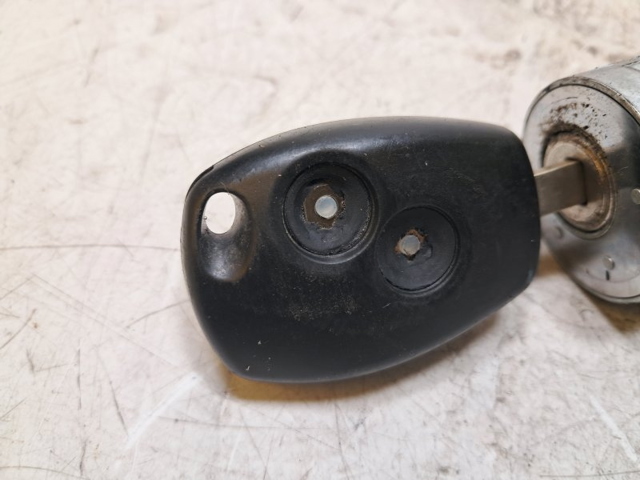 RENAULT 7701208408 Bombín de arranque  en stock Valencia