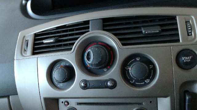 7701208975 Renault (RVI)