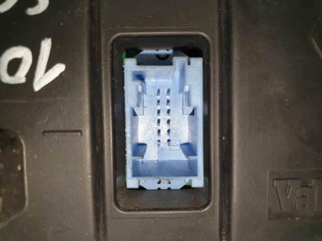 7701208975 Unidad de control aire acondicionado  en stock Sabadell