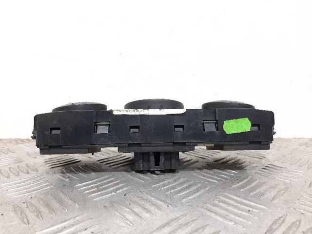 7701208975 Unidad de control aire acondicionado comprar Sevilla
