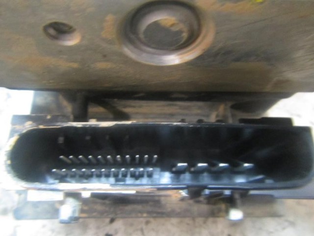 RENAULT 7701209606 Módulo hidráulico de ABS  disponible Valladolid