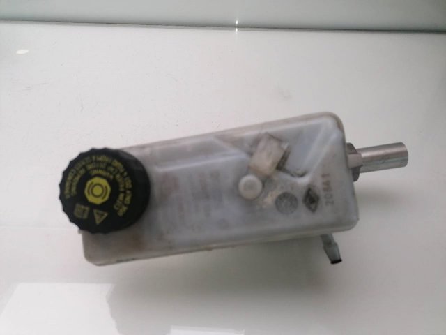 7701209764 RENAULT Cilindro maestro de frenos  en stock Gandía