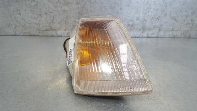 7701349982 RENAULT Piloto intermitente derecho  comprar en Jaén
