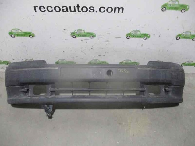 Parachoques delantero 7701466298 Renault (RVI)