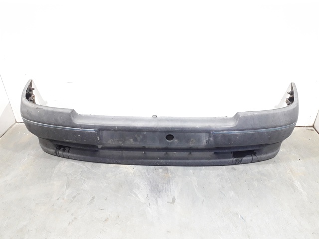 Parachoques delantero 7701466495 Renault (RVI)