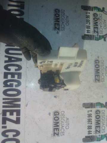 7701469180 RENAULT Cerradura de puerta delantera izquierda  disponible Alicante