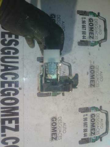 7701469180 RENAULT Cerradura de puerta delantera izquierda  comprar en Oviedo