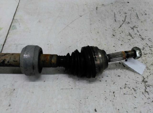 7701469375 RENAULT Semieje delantero derecho  comprar en Oviedo