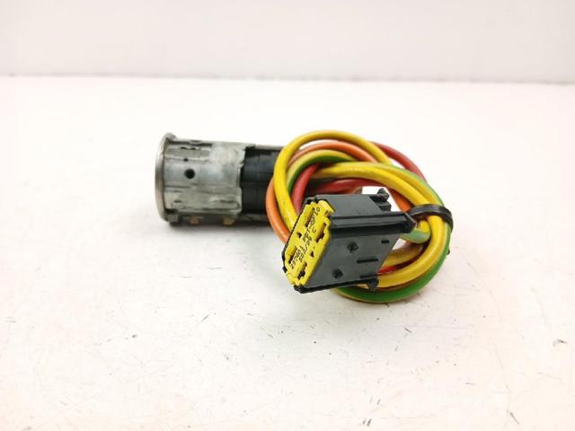 7701469419 RENAULT Juego de cilindros de cerradura  disponible Vigo