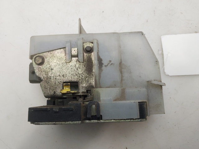 7701469940 RENAULT Cerradura de puerta trasera izquierda comprar Madrid