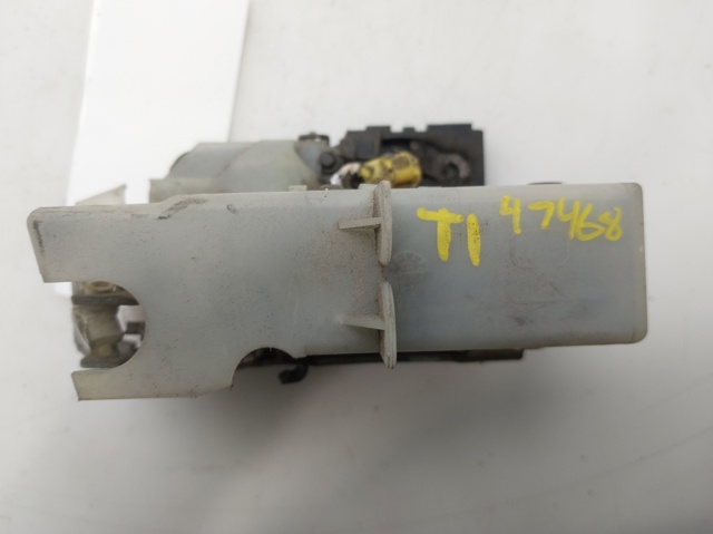 7701469940 RENAULT Cerradura de puerta trasera izquierda  disponible Vigo