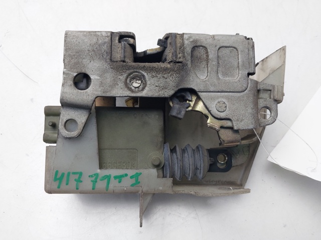 7701469940 RENAULT Cerradura de puerta trasera izquierda comprar Madrid